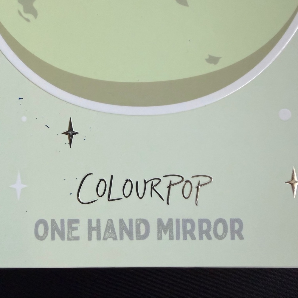 Colourpop grogu set - Picture 2 of 5